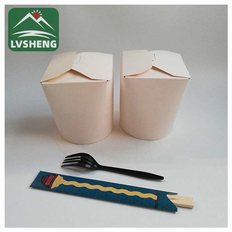 Ruskea paperikulho takeaway -paperikulhoon